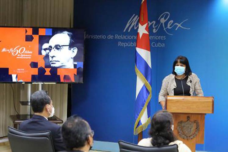 Anayansi Rodríguez ratificó que esas naciones asiáticas siempre podrán contar con Cuba y con su defensa del multilateralismo. (Foto: PL)