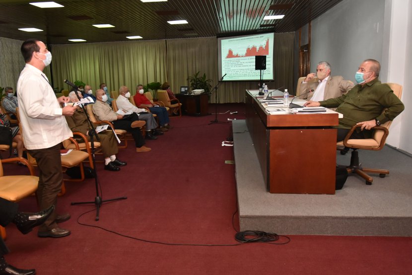 La última semana es la de mayor número de casos positivos confirmados, según trascendió en el nuevo encuentro del Grupo Temporal encabezado por Díaz-Canel. (Foto: Estudios Revolución)