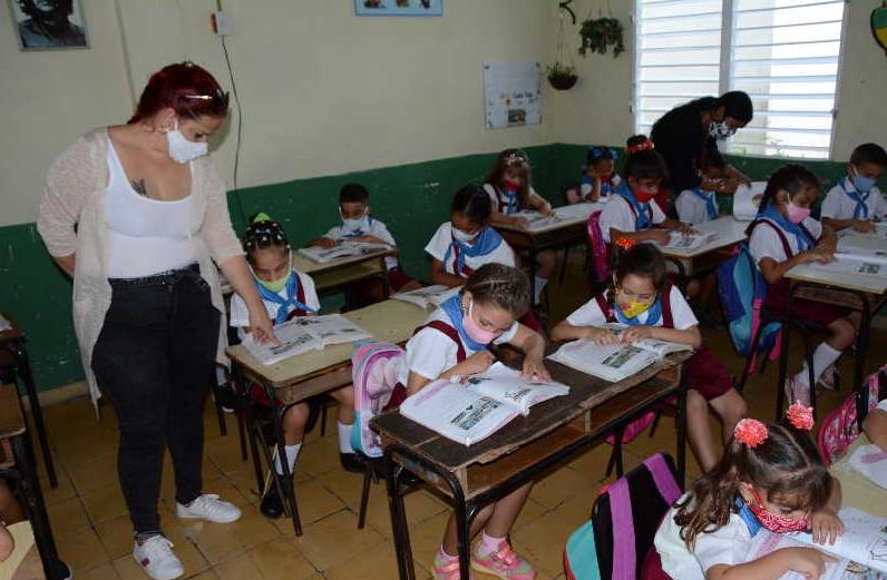 sancti spiritus, dia del educador, educacion