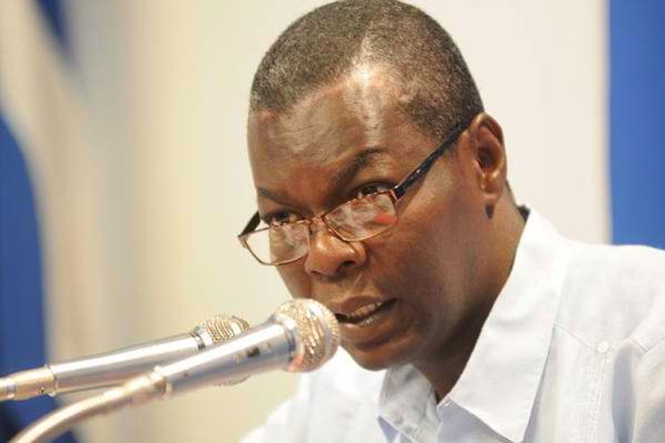 Pedro Luis Pedroso intervino en la ceremonia virtual de traspaso de la Presidencia de la agrupación, de Guyana a la República de Guinea. (Foto: PL)