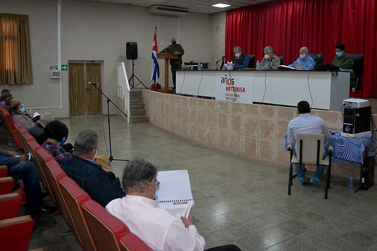 Los intercambios desarrollados en Pinar del Río y Artemisa forman parte de un ciclo de encuentros gubernamentales por todo el país. (Foto: PL)