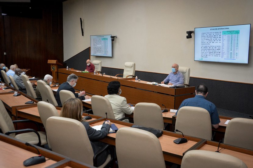 En el encuentro se realizó un análisis crítico de la situación epidemiológica en varias provincias. (Foto: Estudios Revolución)