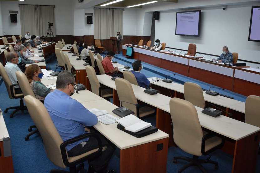 Muchos resultados científicos siguen sin llevarse a la práctica, aseguró Marrero Cruz. (Foto: Estudios Revolución)