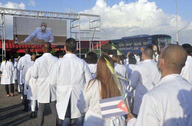 cuba, azerbaiyan, contingente henry reeve, medkicos cubanos, covid-19, coronavirus, miguel diaz-canel