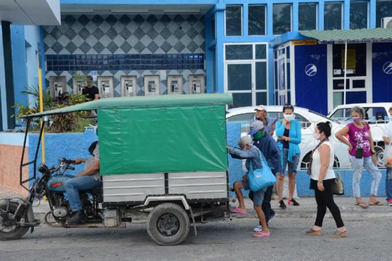 sancti spiritus, transporte de pasajeros, precios, transporte, tarea ordenamiento, economia cubana, sector no estatal