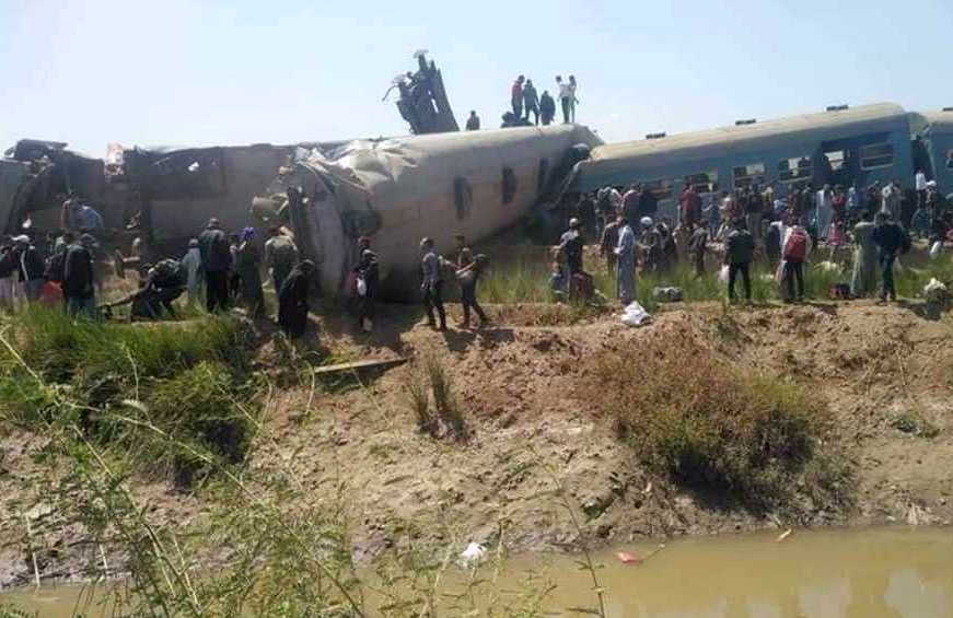 egipto, accidente ferroviario, choque de trenes