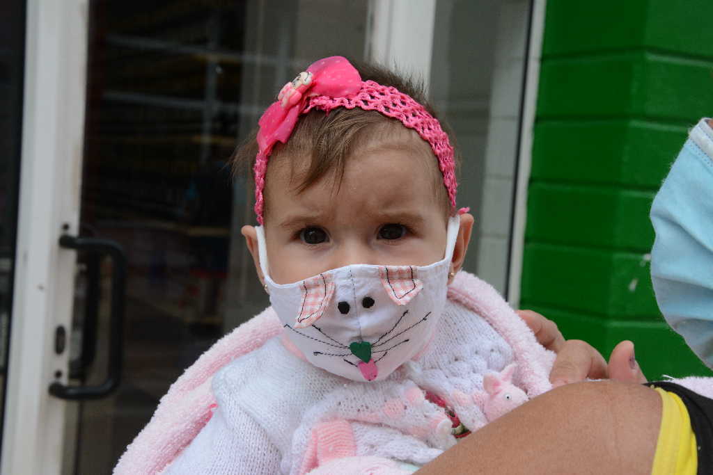 Desde que se iniciara la pandemia en marzo del pasado año y hasta este viernes en la provincia se han enfermado con el SARS-CoV-2 más de una decena de lactantes. (Foto: Vicente Brito / Escambray)