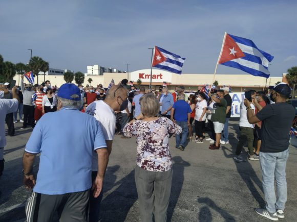 Miami figuró entre las ciudades donde se organizaron manifestaciones de apoyo a Cuba.