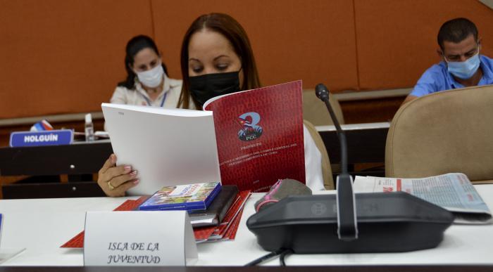 cuba, partido comunista de cuba, fidel castro, VIII congreso del pcc