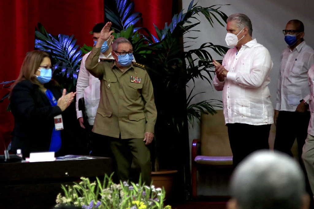 cuba, partido comunista de cuba, fidel castro, VIII congreso del pcc