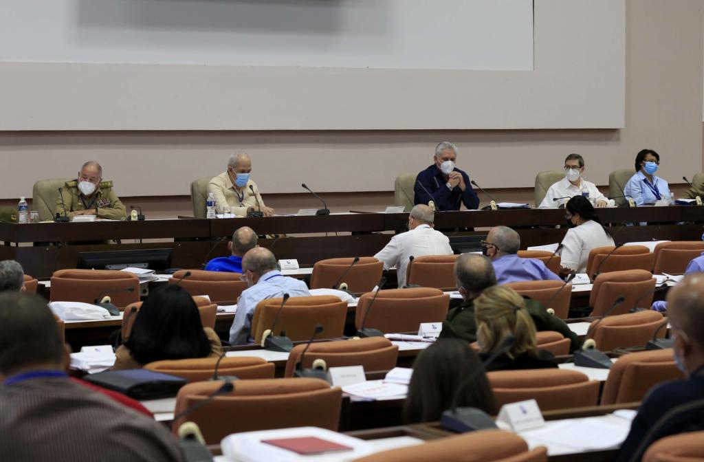 cuba, partido comunista de cuba, fidel castro, VIII congreso del pcc