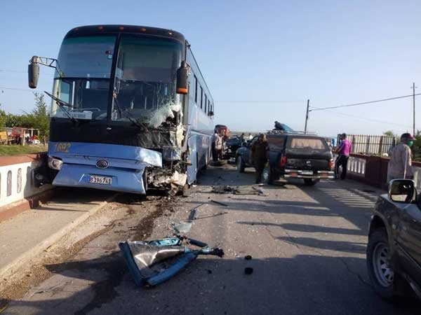 sancti spiritus, accidente de transito, jatibonico, omnibus yutong