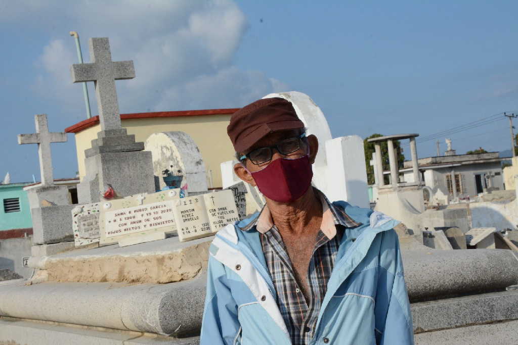 sancti spiritus, cementerio, servicios comunales