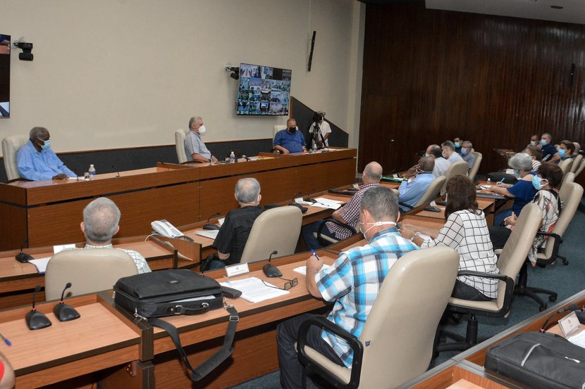 El mandatario convocó a priorizar la recuperación en cada territorio luego del paso del fenómeno meteorológico. (Foto: Estudios Revolución)