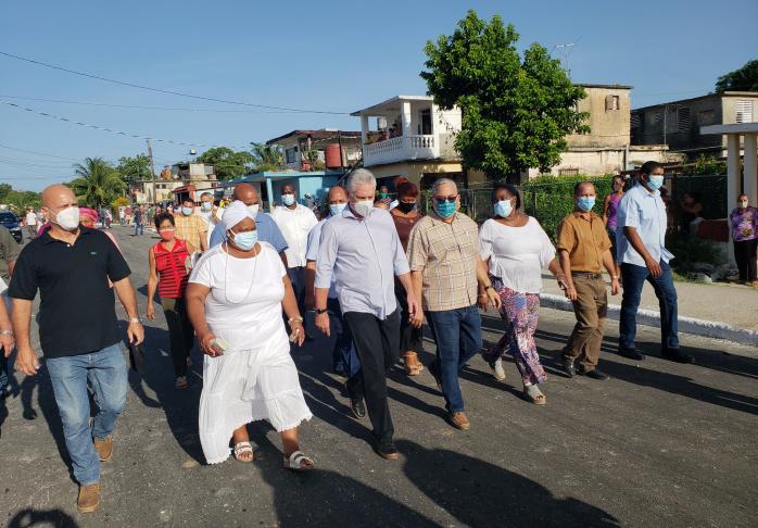 cuba, miguel diaz-canel, comunidades, reanimacion de las comunidades, la habana