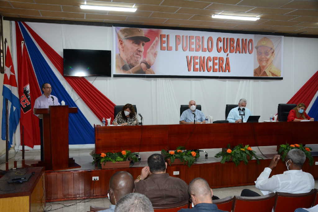 sancti spiritus, partido comunista de cuba, pcc, comite central, VIII congreso del pcc, secretariado del comite central del partido comunista de cuba, universidad de ciencias medicas, cigb, miguel diaz-canel, primer secretario del ccpp, valle del caonao, yaguajay, tagusaco, zafra azucarera, melanio hernandez