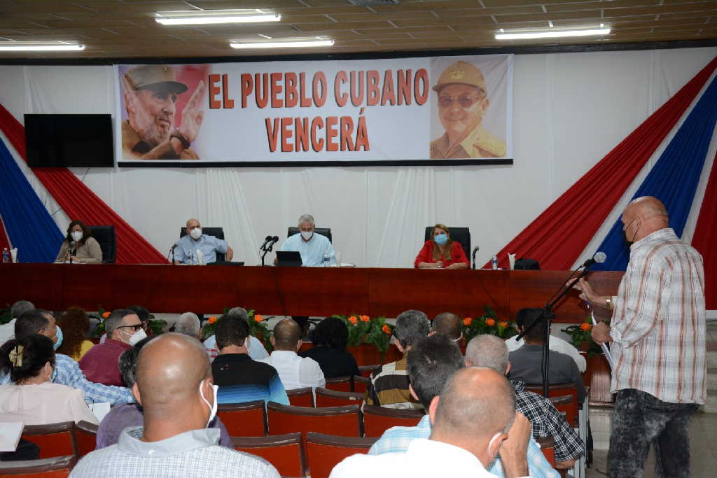 sancti spiritus, partido comunista de cuba, pcc, comite central, VIII congreso del pcc, secretariado del comite central del partido comunista de cuba, universidad de ciencias medicas, cigb, miguel diaz-canel, primer secretario del ccpp, valle del caonao, yaguajay, tagusaco, zafra azucarera, melanio hernandez