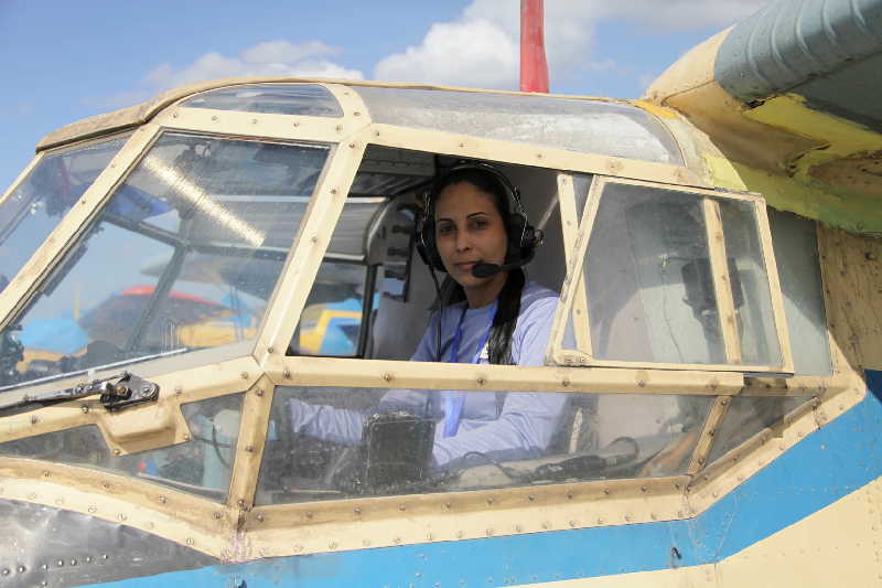 sancti spiritus, mujeres cubanas, suer del jibara, 8 de marzo, dia internacional de la mujer, servicios aereos