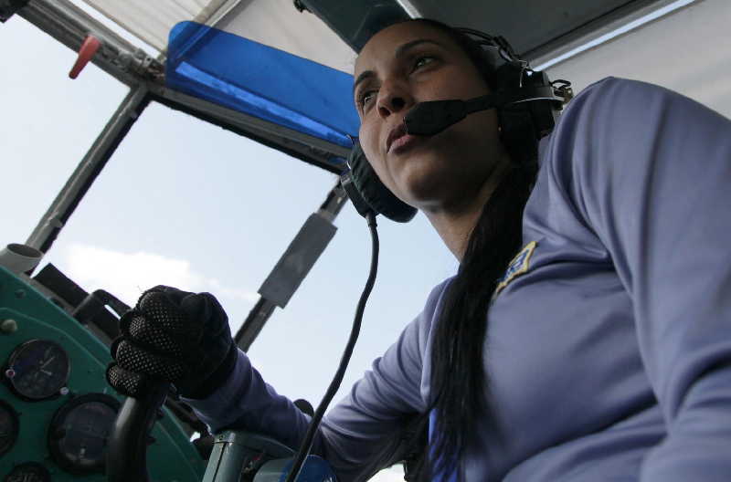 sancti spiritus, mujeres cubanas, suer del jibara, 8 de marzo, dia internacional de la mujer, servicios aereos