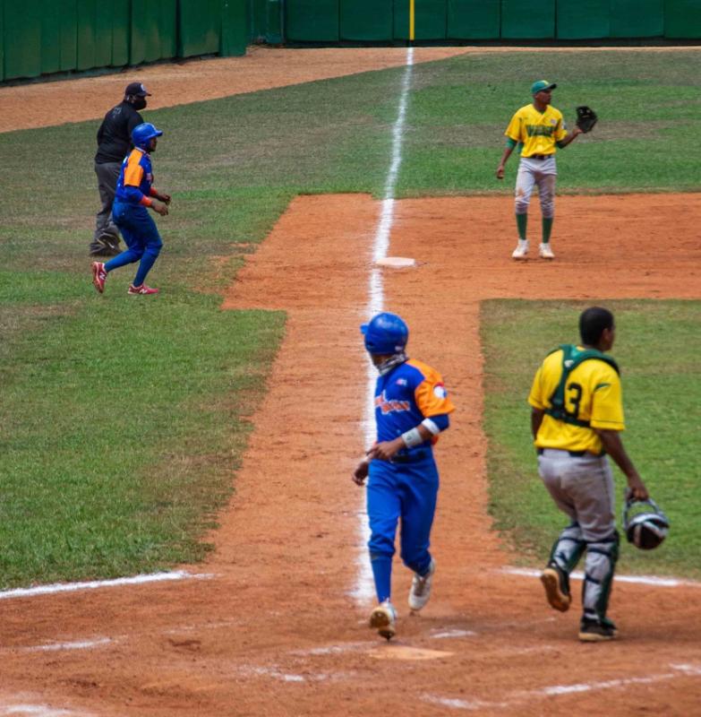 sancti spiritus, juego de las estrellas, beisbol cubano, serie nacional de beisbol, 61 snb, gallos 61 snb