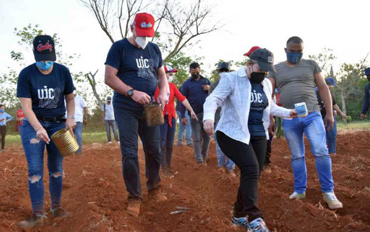 cuba, ujc, 4 de abril, union de jovenes comunistas, miguel diaz-canel