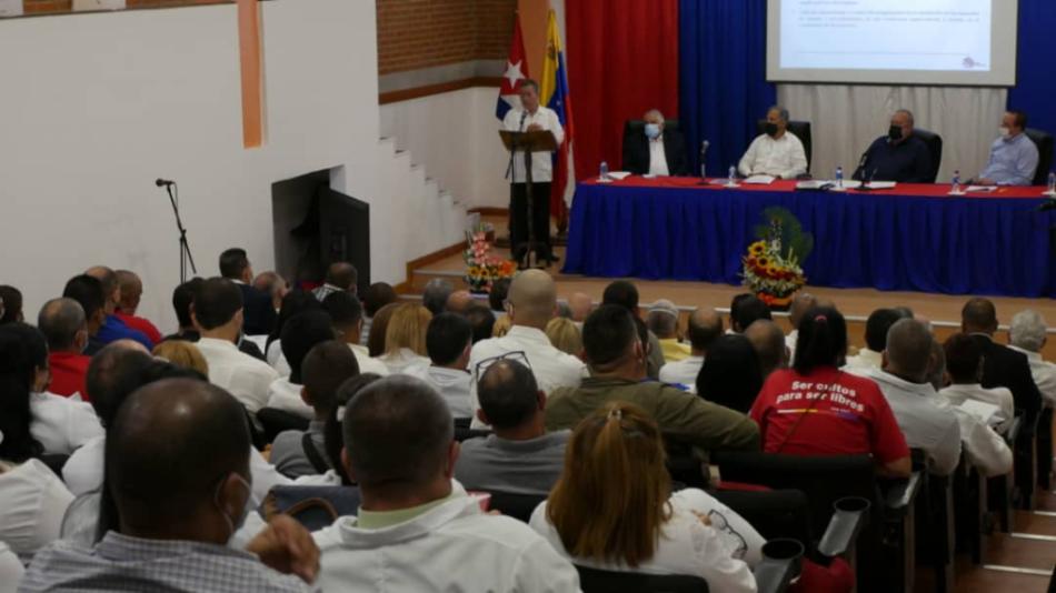 cuba, manuel marrero cruz, primer ministro, venezuela, colaboradores cubanos