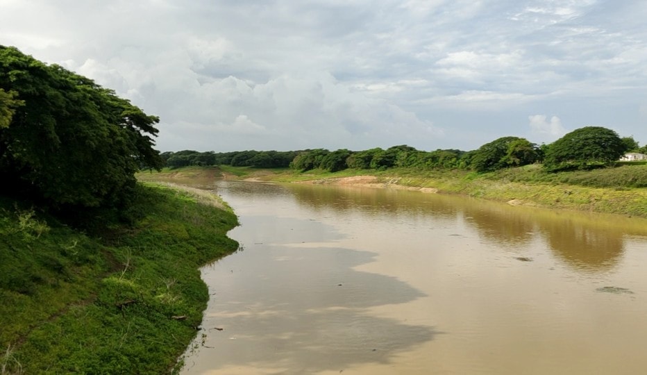 La presa Zaza ha recibido durante estos días de temporal unos 53 millones de metros cúbicos y apenas alcanza el 25 por ciento de su capacidad. (Foto: Javier A.  Brito)