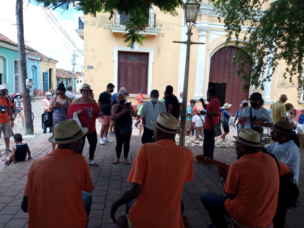 Al grupo solidario también los motiva el intercambio cultural entre ambas naciones.