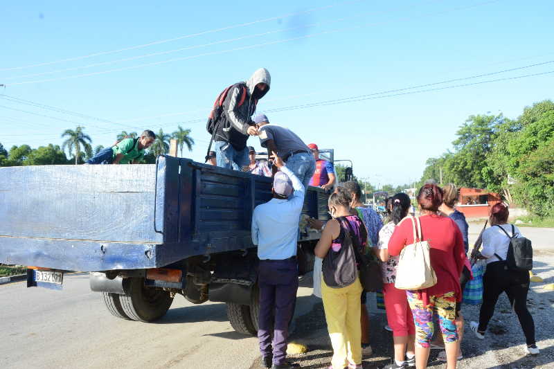 sancti spiritus, transporte, punto de embarque, transporte pasajeros, transporte urbano