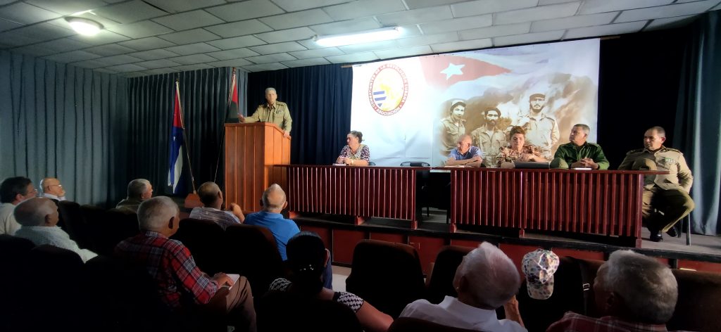 El general de división José Antonio Carrillo Gómez, presidente nacional de la ACRC, reconoció la labor desempeñada por Rubén Monteagudo Carrazana.
