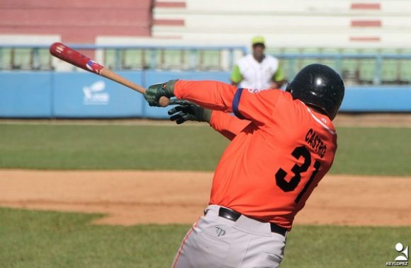 Danel Castro completó en la jornada un nuevo récord para el béisbol cubano.