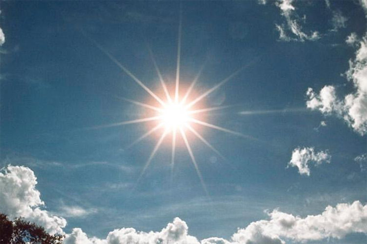 Visualmente este miércoles el sol parecerá un tres por ciento más grande que en julio. (Foto: PL)