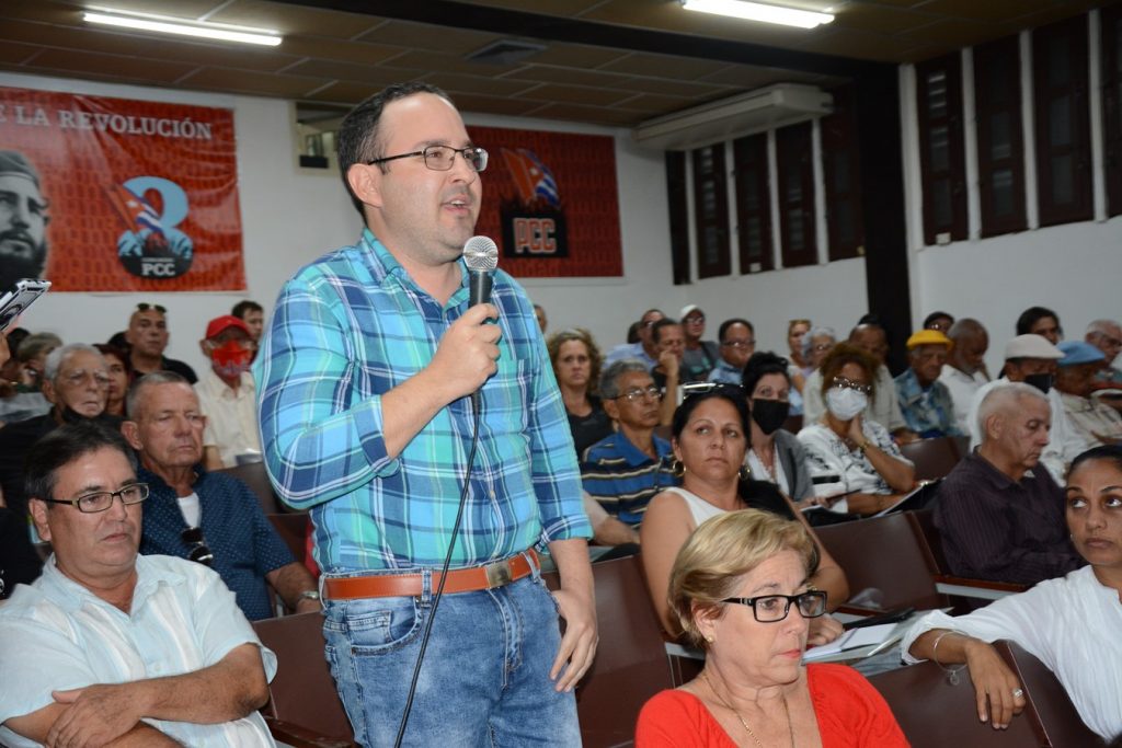 Jairo Alberto Pacheco, jefe de la filial de Cine, radio y televisión en el Comité provincial de la Uneac. 