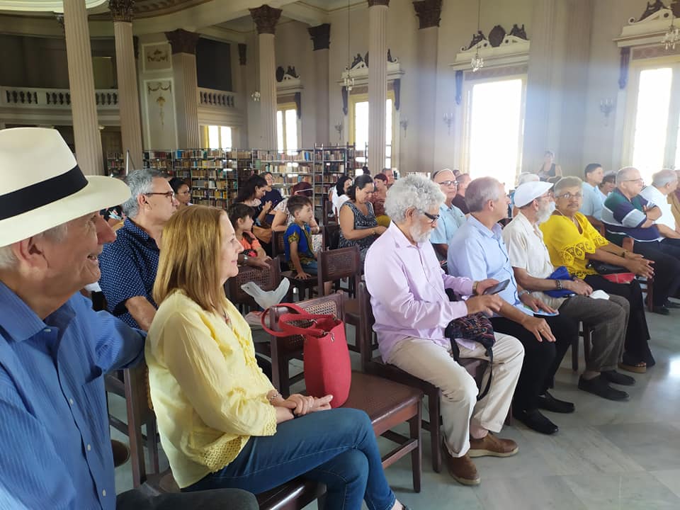 Una veintena de reconocidos escritores que llegaron junto al titular del sector cultural, participó en el capítulo espirituano de la Feria.