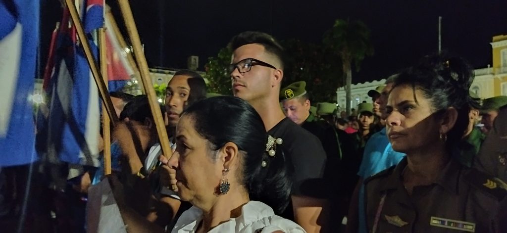 Acto de reafirmación revolucionaria celebrado en el parque Serafín Sánchez en la noche de este viernes.