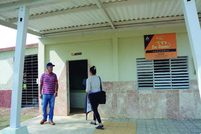 Los pobladores de Las Nuevas cuentan con una panadería ampliamente mejorada.