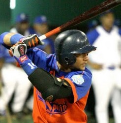 Yulieski pegó su décimo cuadrangular de la serie.