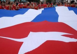 Convocan al pueblo de Cuba a participar en la jornada nacional por el Primero de Mayo.