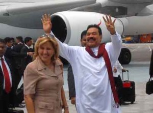 Mahinda Rajapaksa fue recibido por la vicecanciller Ana Teresita González.