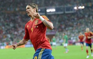 Fernando Torres anotó dos de los goles de España.