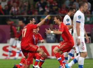 Rusia celebra victoria ante los checos.