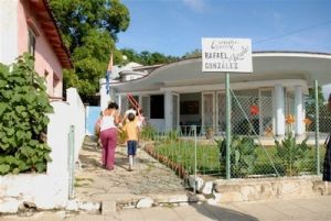 En la Escuela Especial para niños sordos e hipoacúsicos Rafael Morales, de Sancti Spíritus, estudian 17 alumnos.