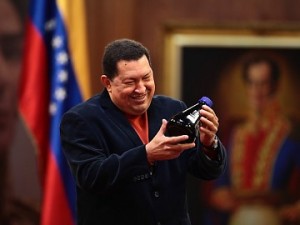 Chávez aseguró que los precios del petróleo van a seguir subiendo.