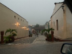 Calle Llano, en las proximidades del emblemático puente Yayabo.