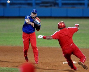 La selección cubana jugará cinco desafios en México.