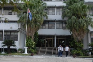 Vista exterior de la Universidad de Ciencias Médicas de Sancti Spíritus.