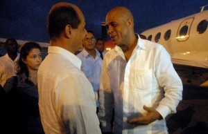 Martelly fue despedido por Rogelio Sierra, vicecanciller cubano.