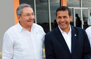 Raúl despidió en el Aeropuerto Internacional José Martí, al presidente peruano Ollanta Humala Tasso.