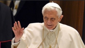Según el Santo Pontífice anunció la decisión ha sido tomada por "motivos de salud".