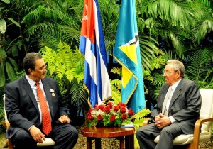 Raúl y Kenny Davis Anthony, Primer Ministro de Santa Lucia.